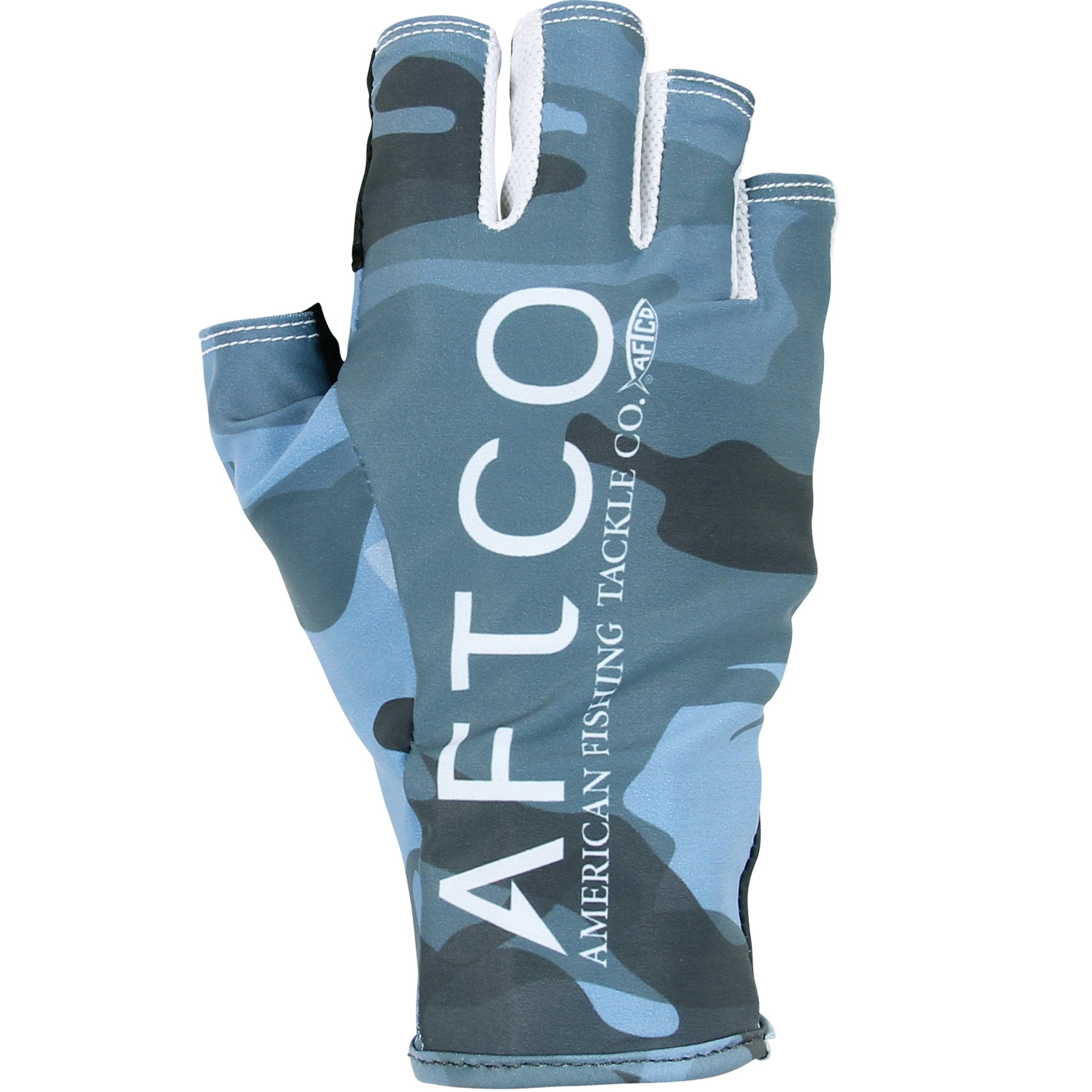 My @aftco gloves keep my hands protected from the sun, and safe